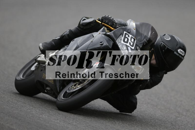 /32 07.07.2025 Plüss Moto Sport ADR/Freies Fahren/69